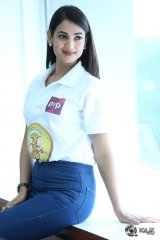 Sonal Chauhan Interview About Size Zero